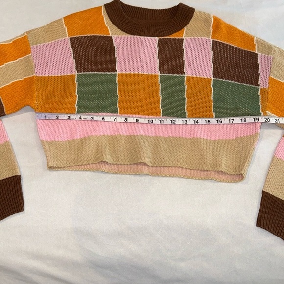Noisy may Color-Block Crew Neck Sweater Pink and Orange - Picture 5 of 10